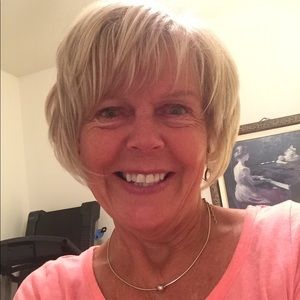 Meet your Posher, Ligija